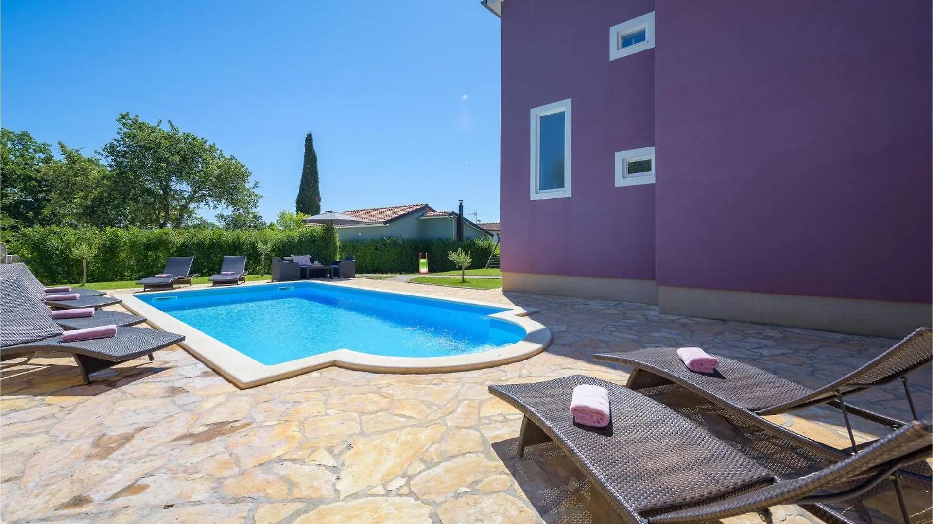 Vikendica Nice Home In Perci With Outdoor Swimming Pool Croatia